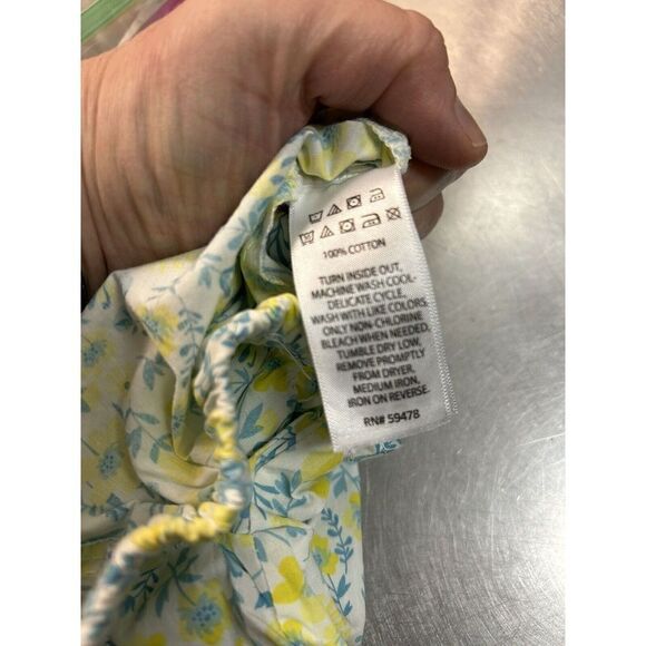 Tommy Bahama 2 Piece Set Baby Girl  Bloomers Headband--SIZE 6-9 Months NEW - Picture 6 of 6